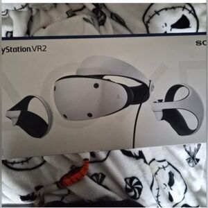 Sony PlayStation VR2 - White and Black